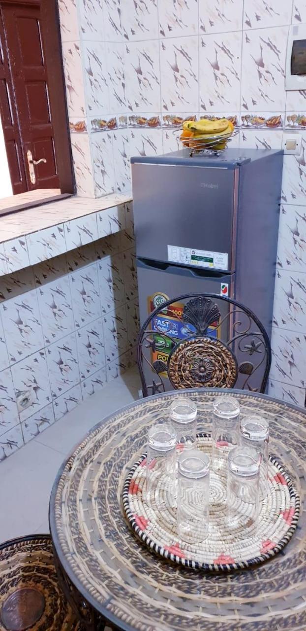 Ferienwohnung Etablissement Dior Silla Dakar Exterior foto